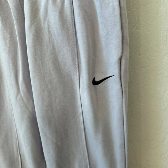 Pants - Picture 2 of 4